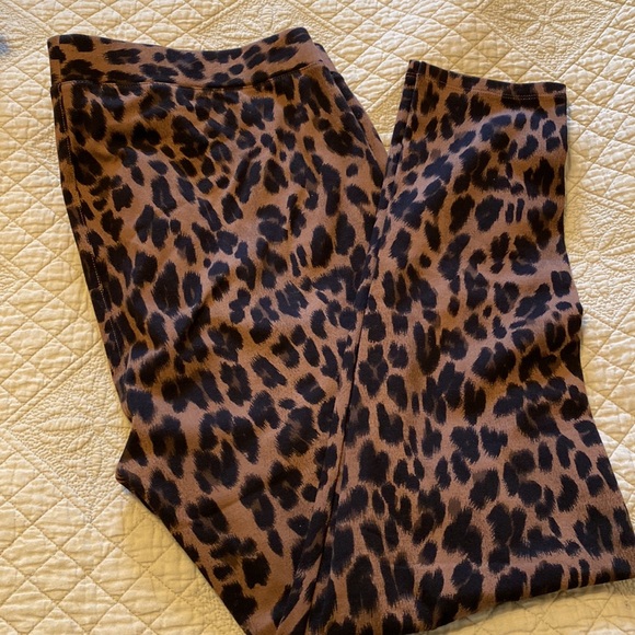 NWT -Style & Co. womens leopard print leggings. - Picture 2 of 5